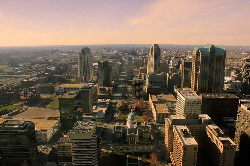 esta usa St. Louis Missouri