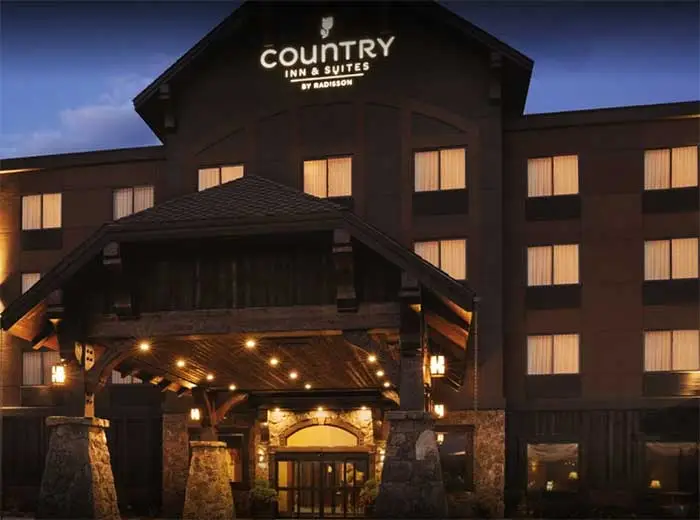 The Country Inn & Suites by Radisson